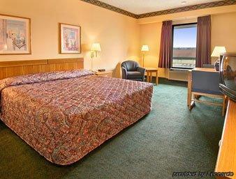 Ramada Inn Tulsa Jenks Экстерьер фото